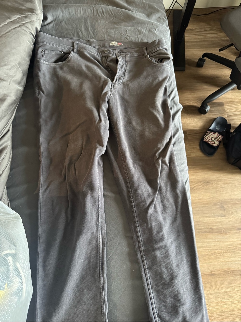 Faherty Men's Gray Chino Pants